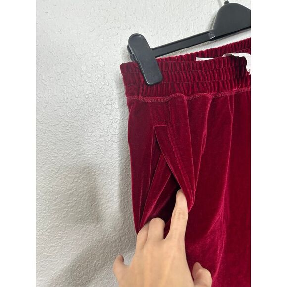 Womans Velvet Fabletics Joggers - Picture 5 of 5